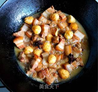 Braised Pork with Tiger Skin Egg recipe