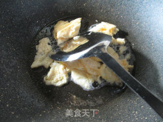 Boiled Vermicelli with Duck Egg and Radish recipe