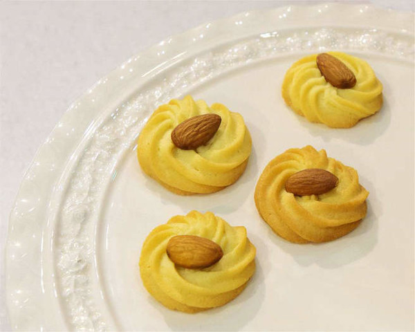 Huixiang Qingyuan Teaches You Almond Cookies recipe