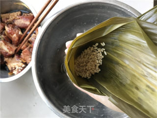 Pork Ribs and Egg Yolk Dumplings recipe