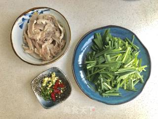 Stir-fried Belly Slices with Leek recipe