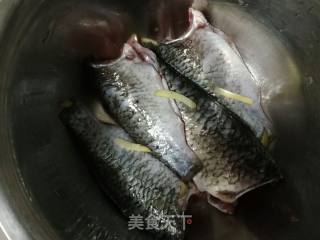 Fried Crucian Carp recipe
