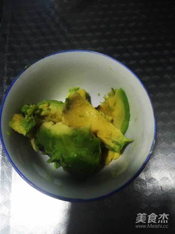 Avocado Yogurt Shake recipe