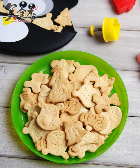 Soda Crackers recipe