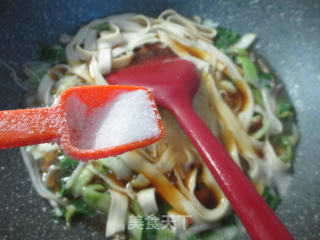 Tenderloin Noodles with Green Bean Sprouts recipe