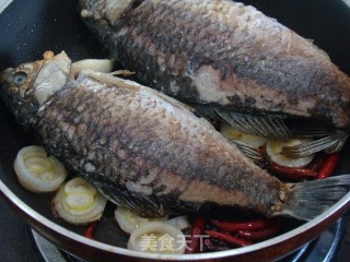 Dry Roasted Crucian Carp recipe