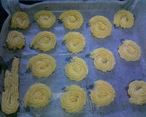 Huixiang Qingyuan Teaches You Almond Cookies recipe