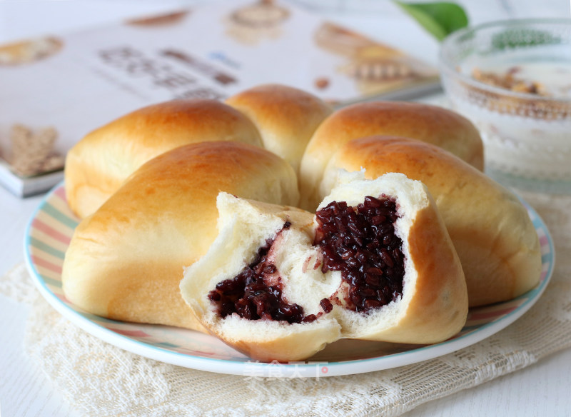 Blood Glutinous Rice Meal Bun recipe