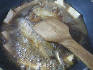 Braised Rubber Fish with Old Tofu recipe