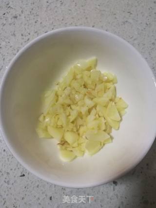 Stir-fried Pork with Shredded Carrots recipe