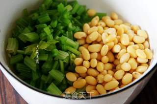 Celery Mixed with Soybeans recipe