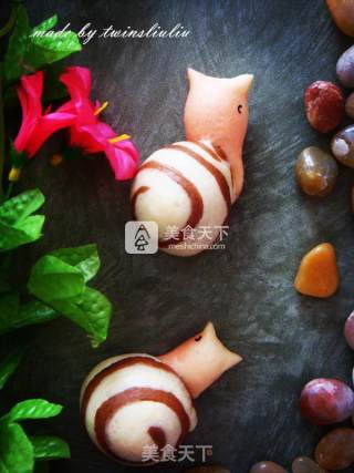 Snail Steamed Buns recipe