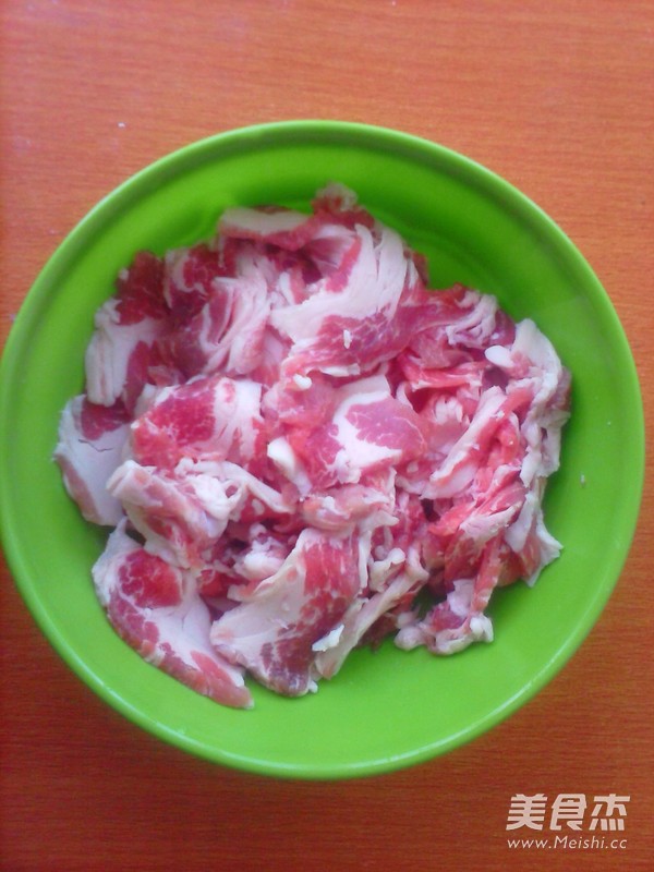 Stir-fried Cabbage with Pork recipe