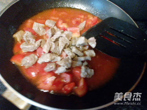 Tomato and Potato Beef Soup recipe