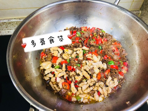 Serving Food ~ Fried Dried Bamboo Shoots with Chili recipe