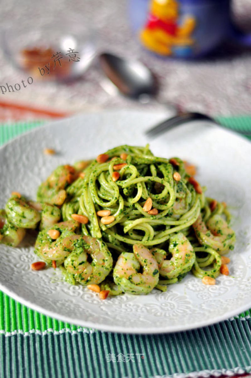 Shrimp Salad Noodles with Green Sauce
