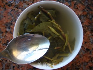 Treating Wind-heat and Cold-houttuynia Cordata Tea recipe