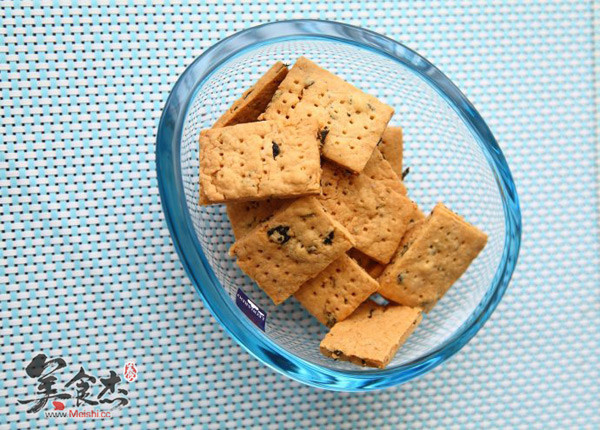 Seaweed Soda Crackers recipe