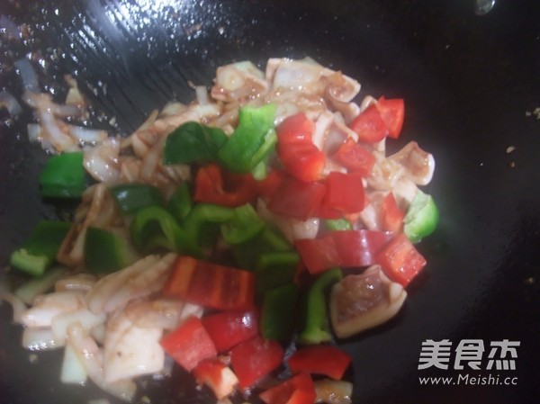 Fried Squid with Colored Pepper recipe