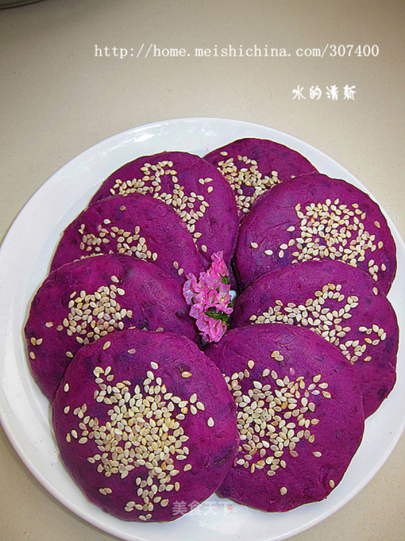 Quickly and Skillfully Make Milk-flavored Purple Sweet Potato Sesame Cake