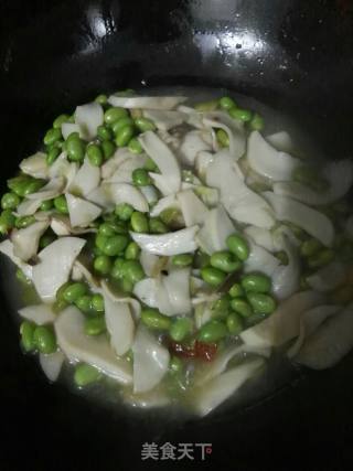 Fried Edamame with Pleurotus Eryngii recipe