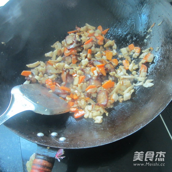 Roasted Bacon with Soy Sauce and Dried Radish recipe