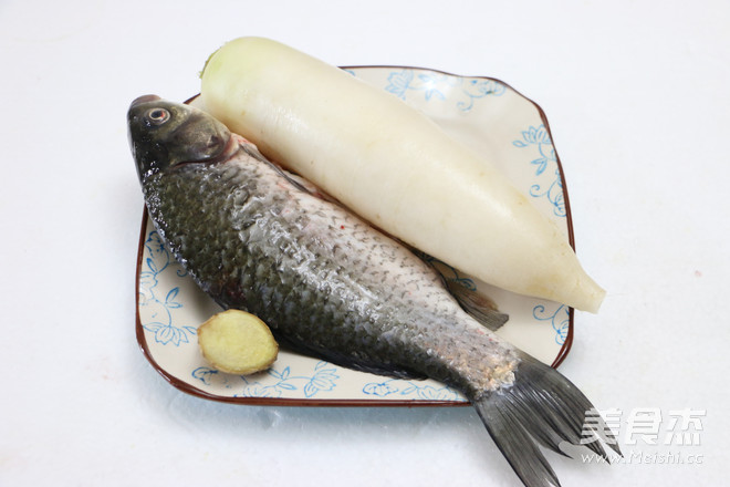 Carp Soup with Shredded Radish recipe