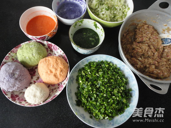 Lidong's Colorful Dumplings recipe