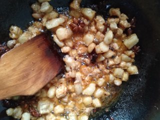 Stewed Pork Belly with Edamame recipe