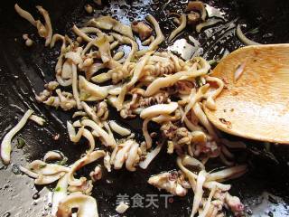 Hot and Sour Seafood Soup recipe