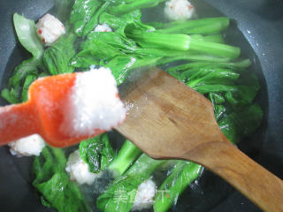 Shrimp-flavored Cabbage Core Wide Noodle recipe