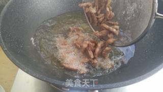 Stir-fried Shredded Pork with Sydney Cilantro recipe