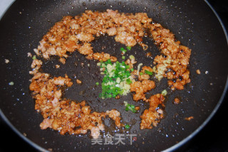 My Son’s Favorite---minced Pork and Rice Noodles recipe