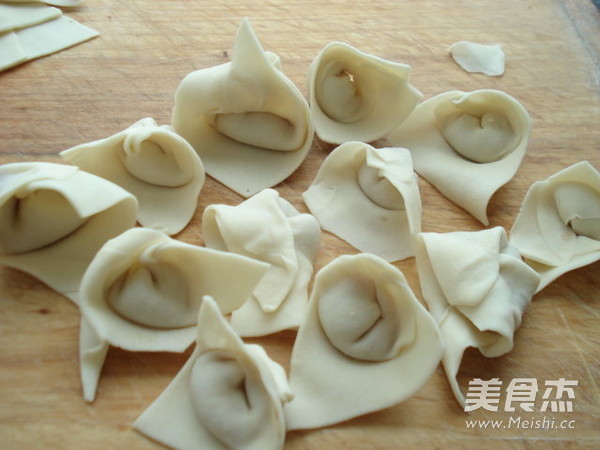 Hot and Sour Pork Wonton recipe