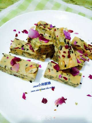 [northeast] Rose Peanut Nougat recipe