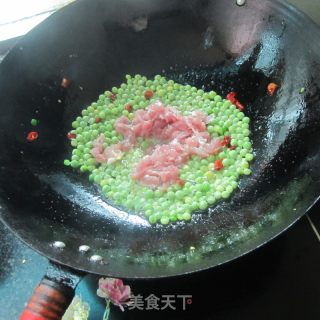 Lean Meat Soup with Green Beans and Eggs recipe