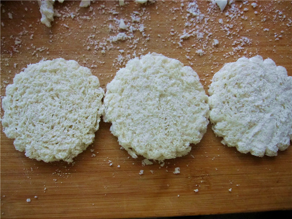 Pan-fried Fancy Steamed Buns recipe