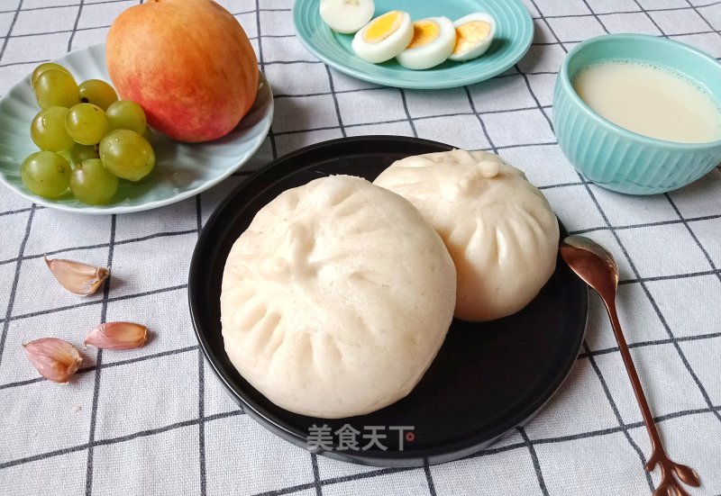 Tender and Juicy Beef Buns recipe