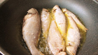 Grilled Sea Fish Paste Pancake recipe