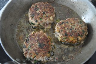 Veal Ball with Chanterelle Cream Sauce recipe