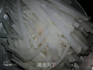 Stir-fried Preserved Fish with Shredded Radish recipe