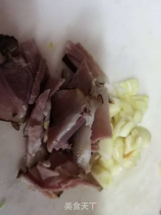 Stir-fried Bacon with Winter Bamboo Shoots recipe