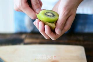 Komatsu Vegetables Kiwi Juice that is Not Simple recipe