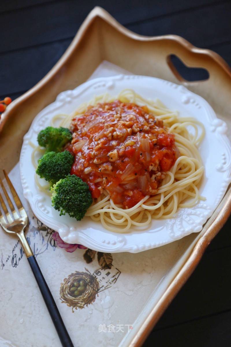 Spaghetti with Tomato Meat Sauce recipe