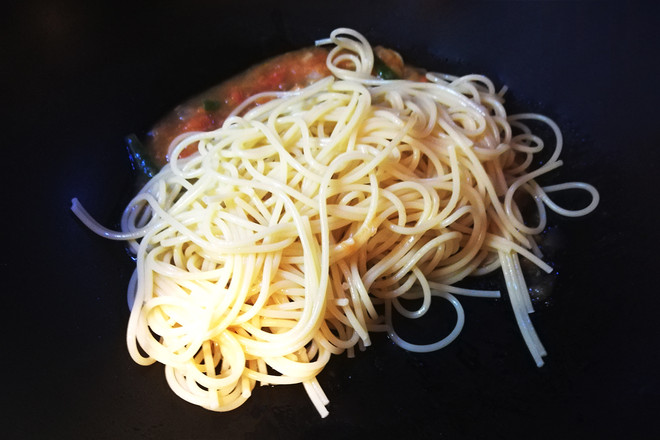 Garlic Tomato Pasta recipe
