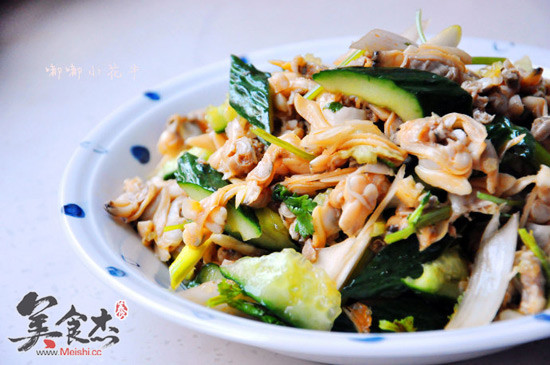 Clam Meat Mixed with Cucumber recipe