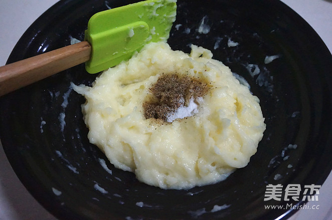 Shrimp Balls with Mashed Potatoes recipe