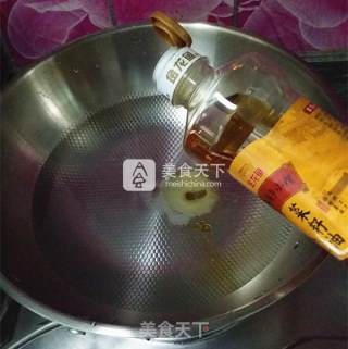 Asparagus with Pickled Pepper and Peanut recipe