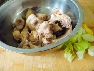 [simple Banquet Dishes in Yiru's Private Room] Roasted Chicken Nuggets with Taro recipe