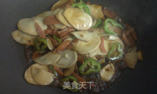 Stir-fried Sausages with Pleurotus Eryngii——eat Well by Yourself recipe